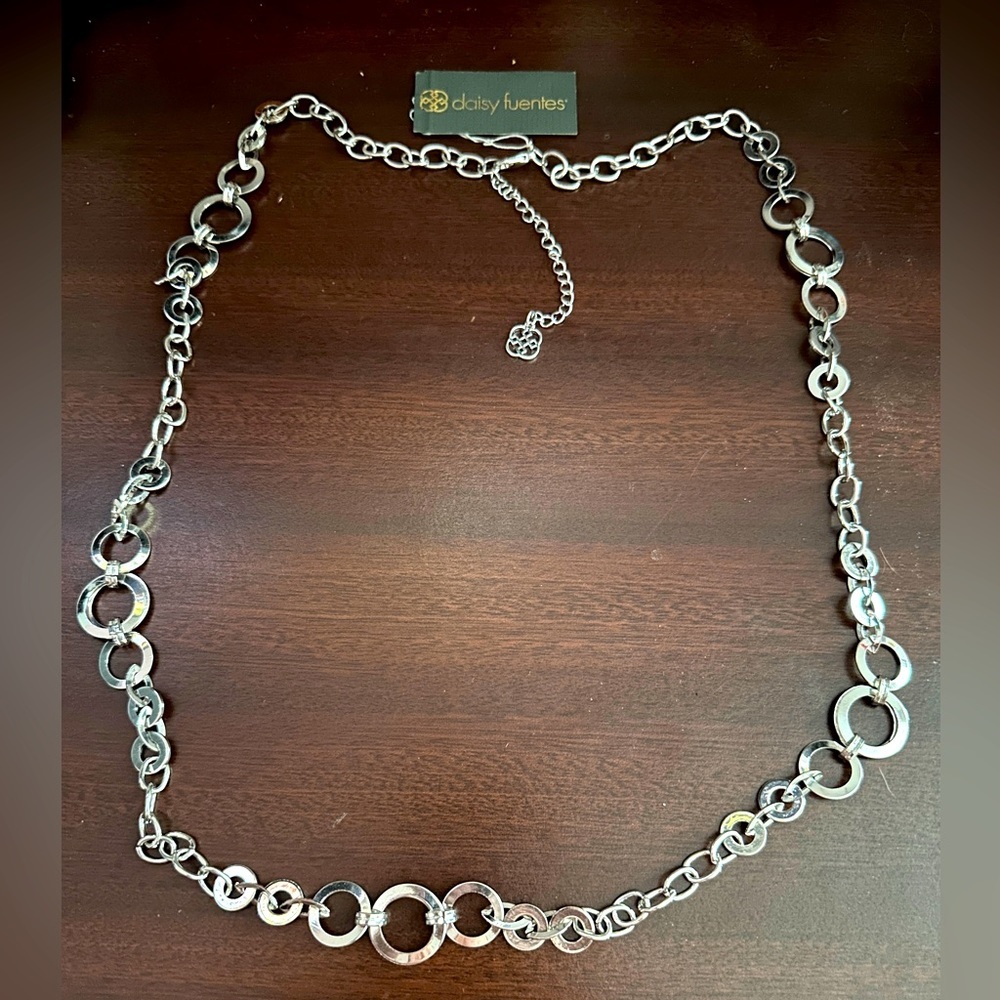 Daisy Fuentes Circle Necklace